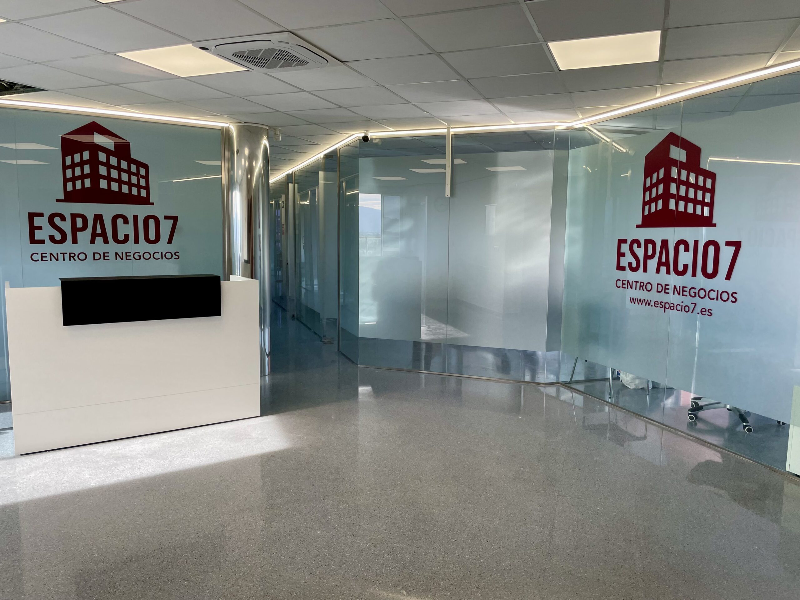 servicio integral de recepción y paquetería