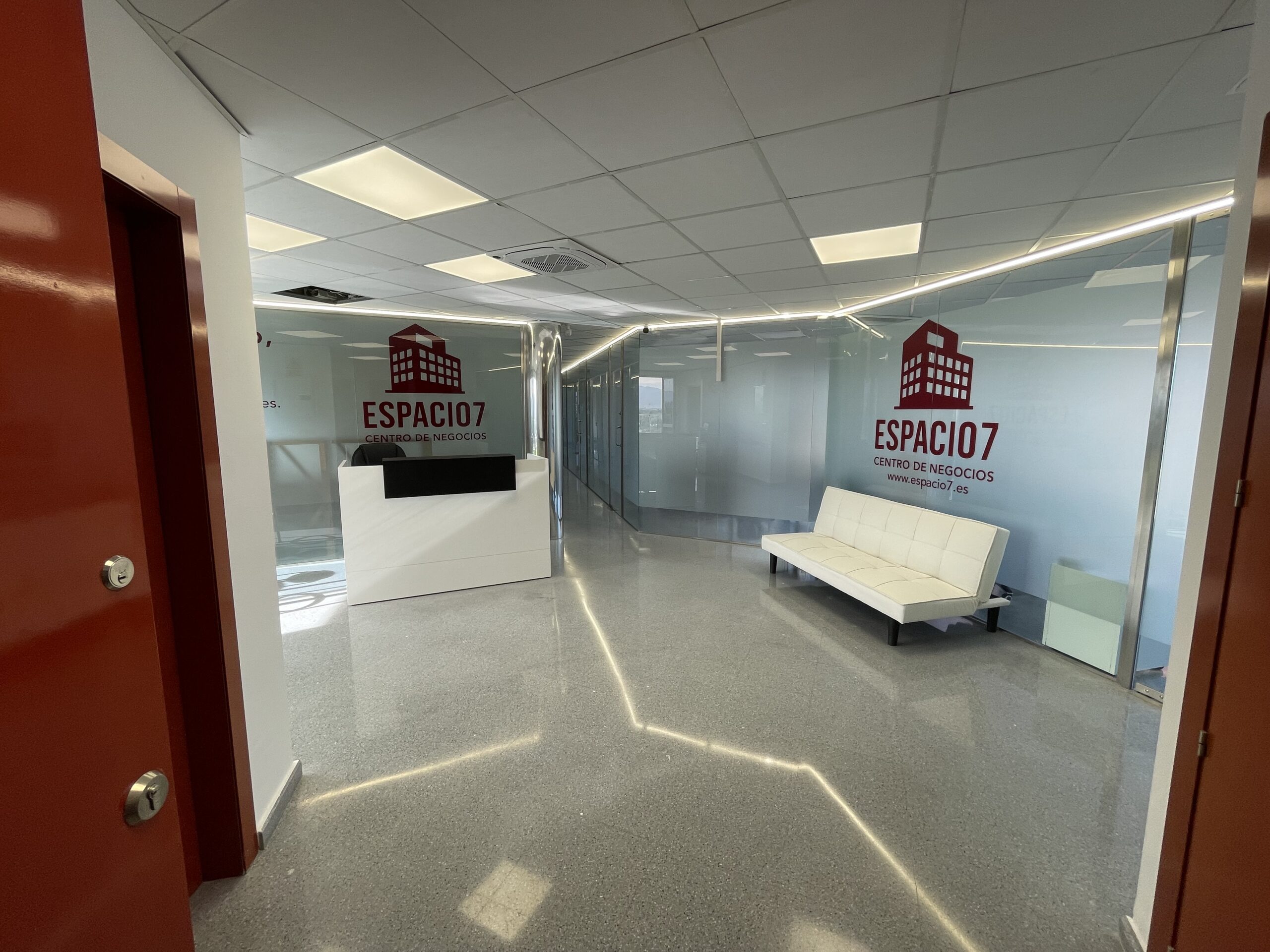 Recepción y Paquetería Espacio 7